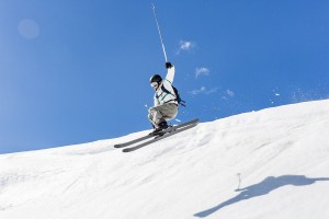 开云体育APP下载-迪亚斯一剑封喉，当中国足球的星火照亮比利亚雷亚尔的情歌球场