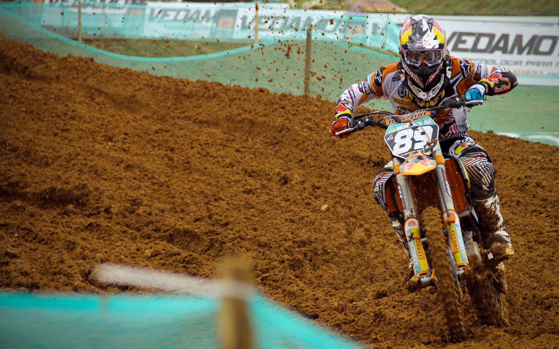 深圳队鏖战广厦队,戈贝尔成为关键先生,当巨人在东方苏醒